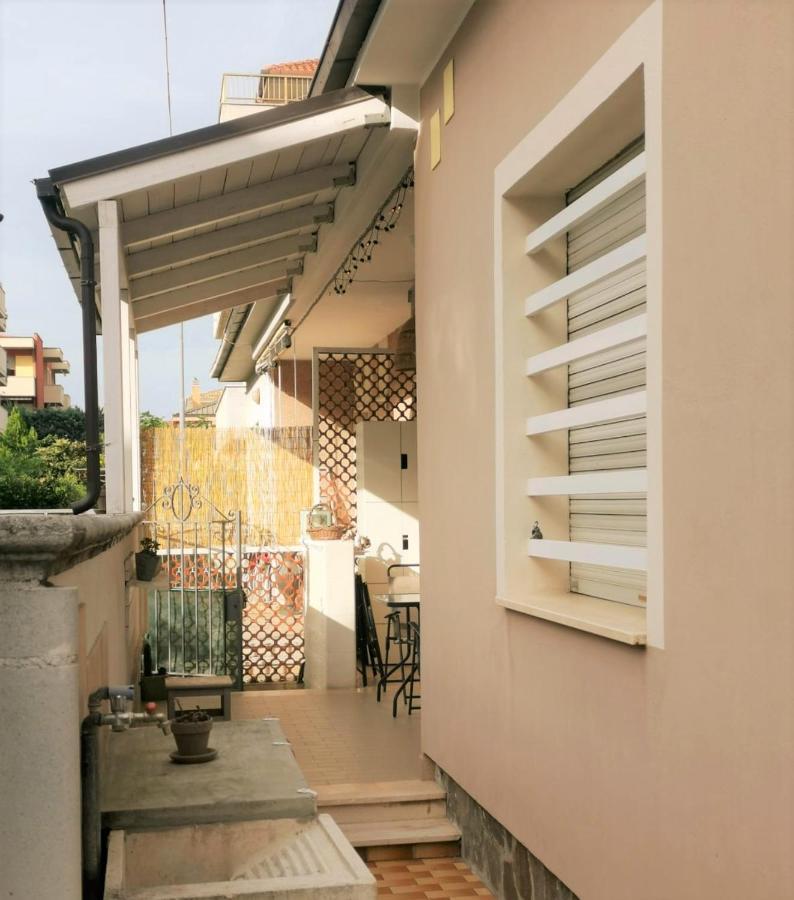 Casa Giulia A 500 Mt Dal Mare Villa Montesilvano Exterior photo